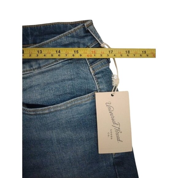 Universal Thread Womens Blue Denim Jeans Size 12/R. NWT - Picture 8 of 9